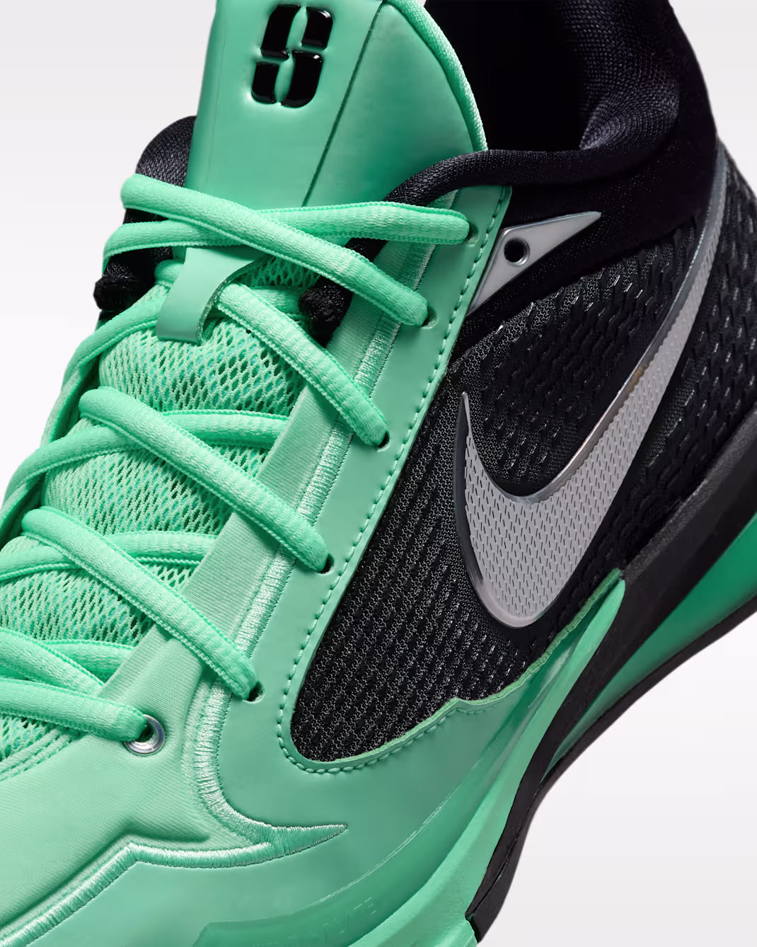 Nike Sabrina 4 view 8